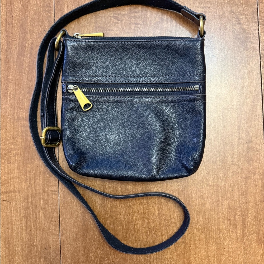 Fossil Black Pebble Leather Crossbody